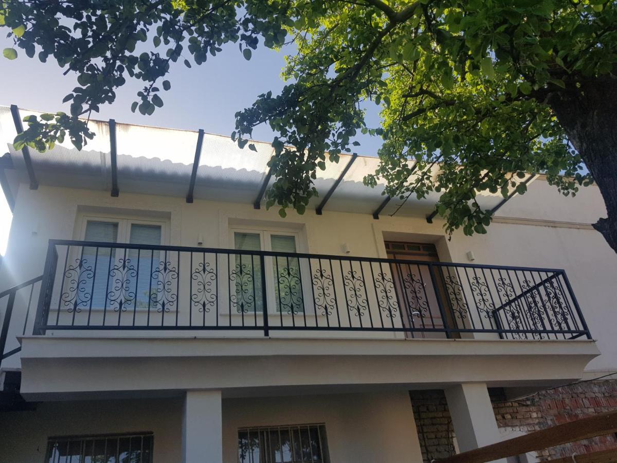 Villa Grigor Berat Extérieur photo